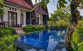 Toro Cottage